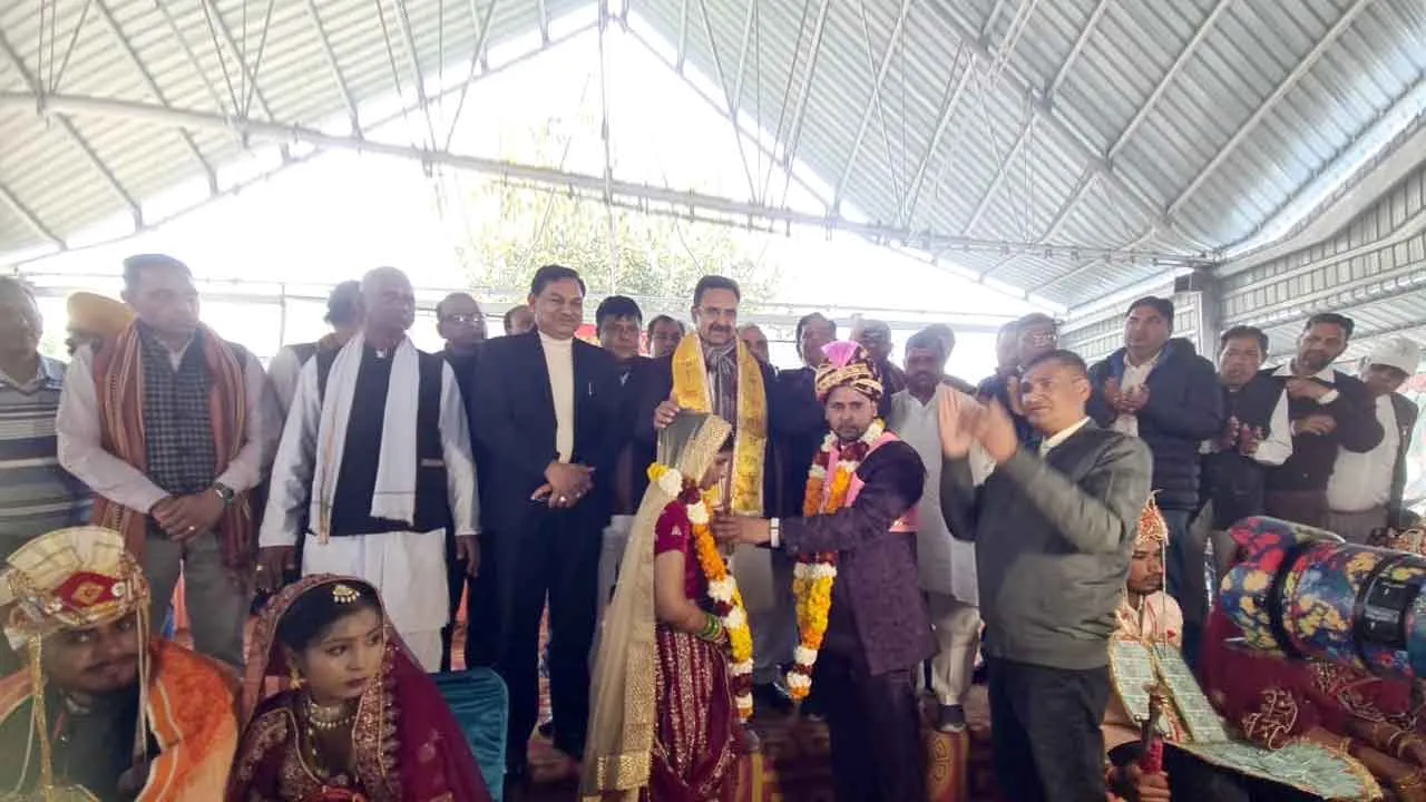 Mass Marriage Festival: घरौंडा में 23वें सामूहिक विवाह महोत्सव में परिणय सूत्र में बंधे 15 जोड़े