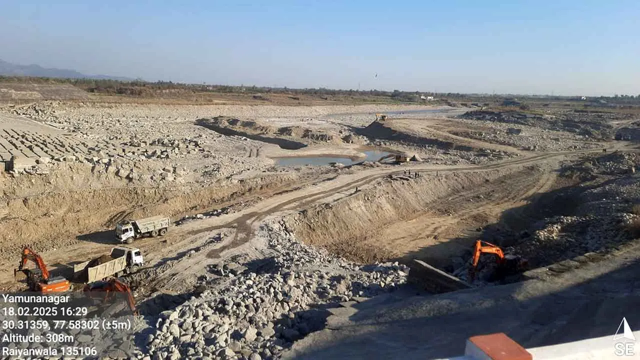 Hathni Kund Barrage: हर साल करोड़ों खर्च होकर भी आखिर क्यों नहीं हो रहा है काम पूरा