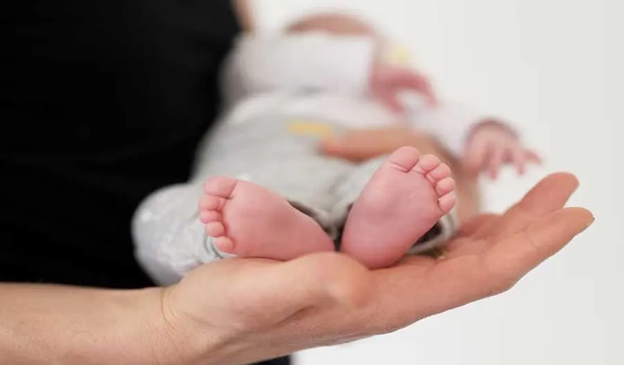 नौ माह का बच्चा एक लाख में बेचा