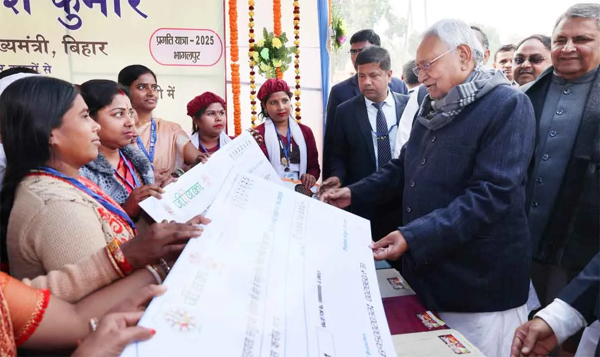 Appointment Letters: मुख्यमंत्री ने 6,837 अभ्यर्थियों को सौंपे नियुक्ति पत्र!