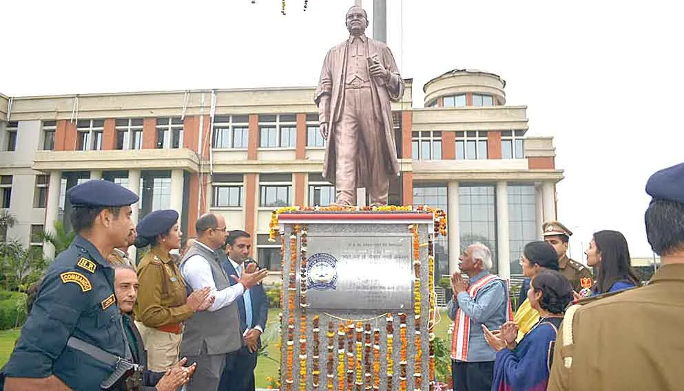 Dr. Bhimrao Ambedkar Statue Inauguration: राष्ट्रीय विधि विश्वविद्यालय में डॉ. बी. आर. आंबेडकर की प्रतिमा का लोकार्पण