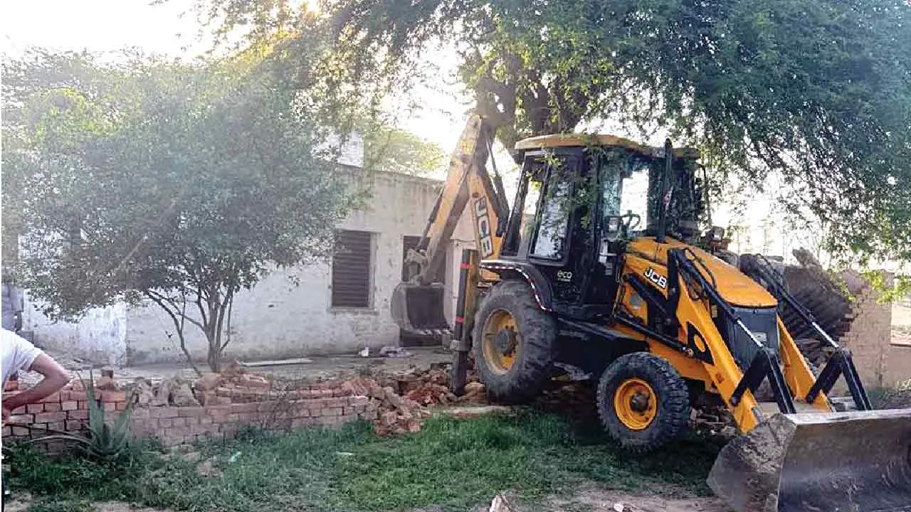 मानगढ़ में भट्ठे पर किया अवैध कब्जा छुड़वाया