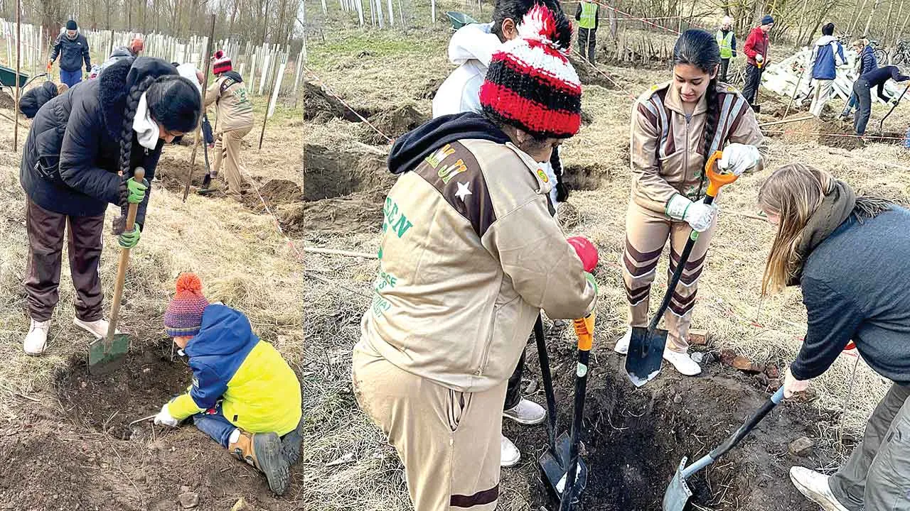 Berlin Tree Plantation: बर्लिन में सेवादारों ने वातावरण को शुद्ध रखने के लिए किया यह सराहनीय कार्य