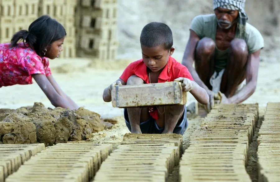 Child labour Case: बच्चा कर रहा था दुकान पर काम, दुकानदार पर केस दर्ज