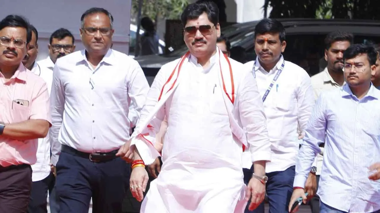 Dhananjay Munde Resigned: धनंजय मुंडे ने दिया इस्तीफा, मुख्यमंत्री ने किया मंजूर