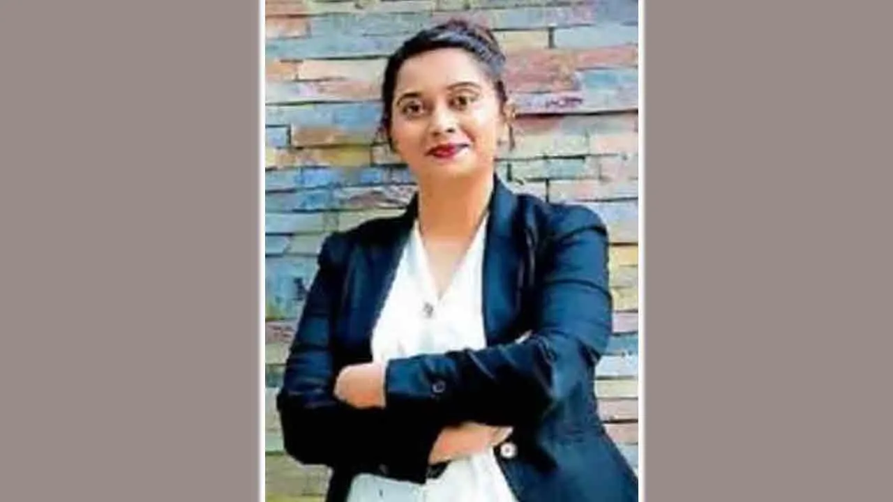 डॉ. माधवी बोरसे इन्सां को भारत की टॉप 10 गेम चेंजर महिलाओं में से एक के रूप में चुना गया है!
