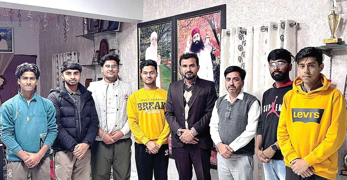 38वें एआईयू इंटर यूनिवर्सिटी राष्ट्रीय युवा महोत्सव में शाह सतनाम जी बॉयज कॉलेज के छात्रों ने किया शानदार प्रदर्शन