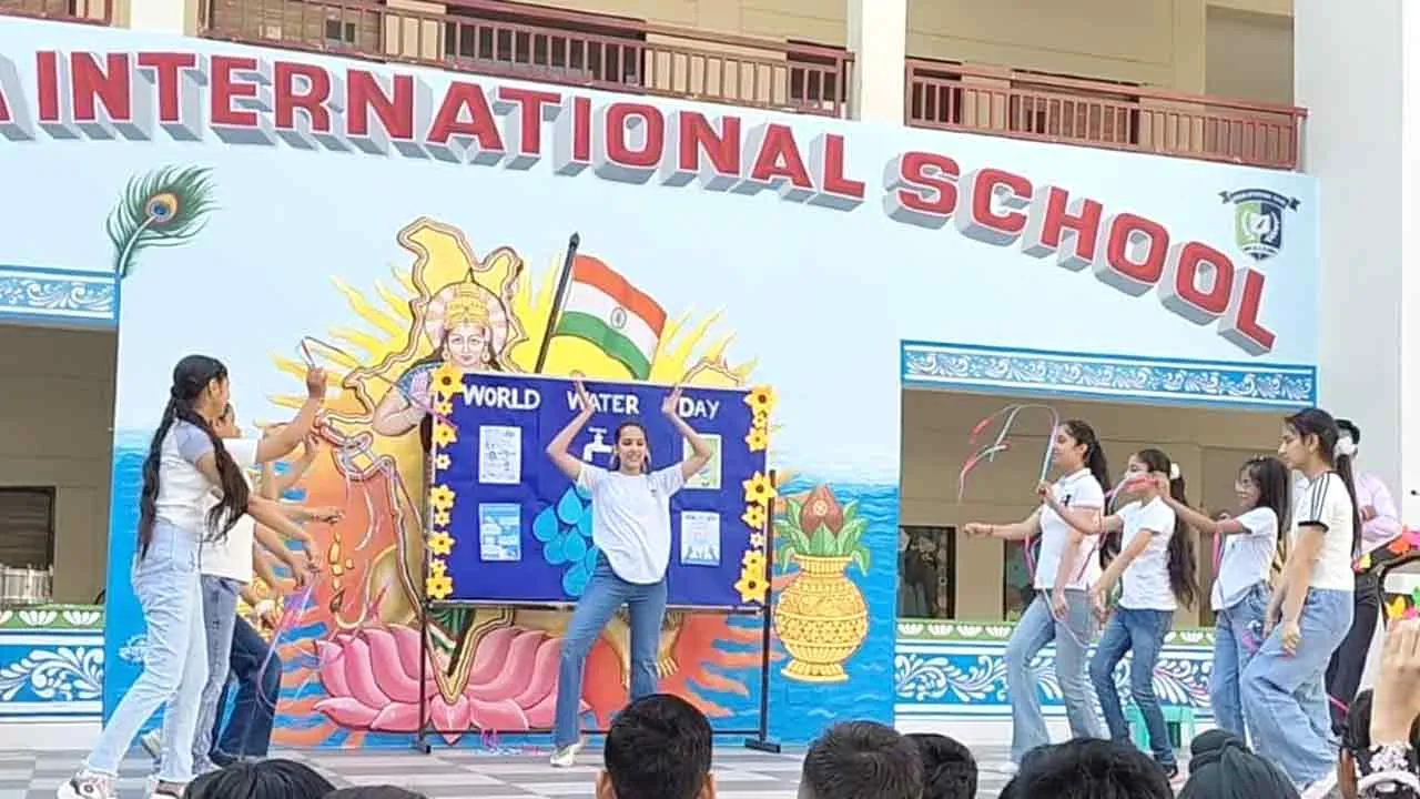 जल के बिना जीवन का नहीं है कोई आधार जल ही जीवन है:- पूनम काहड़ा