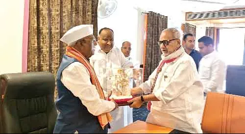 Rajasthan Governor Sirsa Visit: सिरसा पहुंचे राजस्थान के राज्यपाल का हुआ भव्य स्वागत
