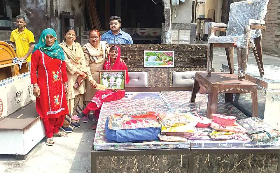‘Aashirwad’ Campaign: ‘फासला’ मायने नहीं रखता, ‘फरिश्ते’ हर जगह पहुंच जाते हैं! जैसे, शाह सतनाम जी नगर की साध-संगत!
