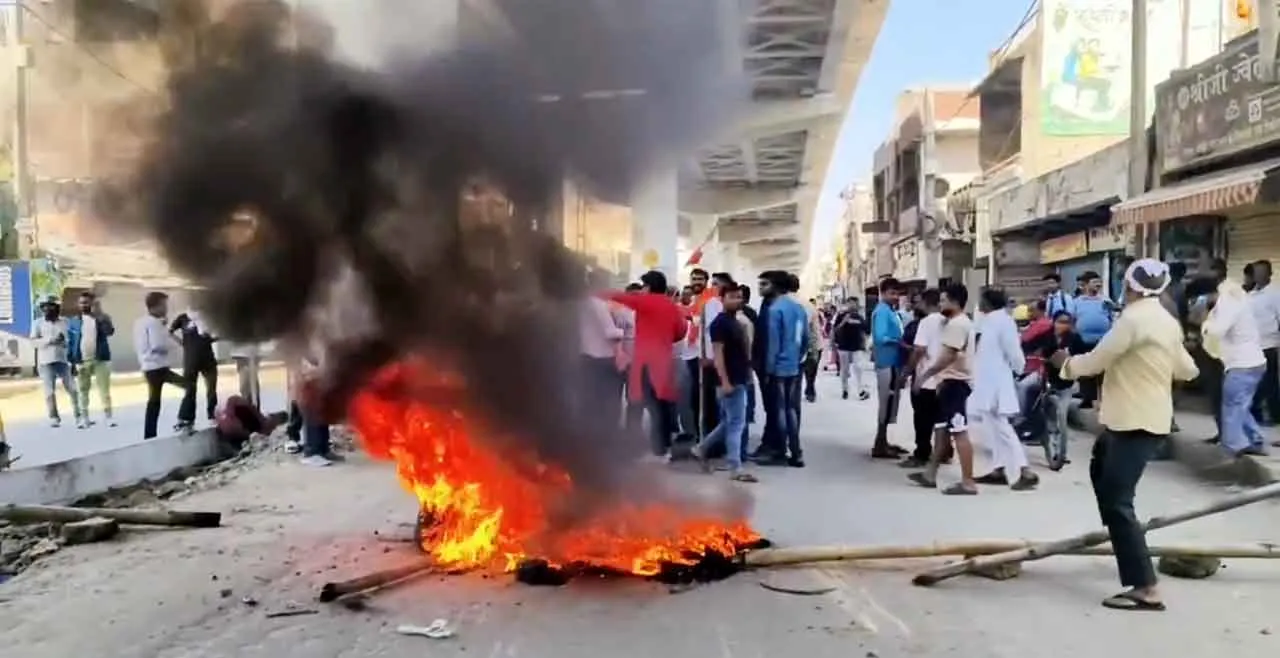 Ranchi Bandh News: रांची में जगह-जगह सड़कें जाम, बहुत से नेता गिरफ्तार, जानें क्या है मामला