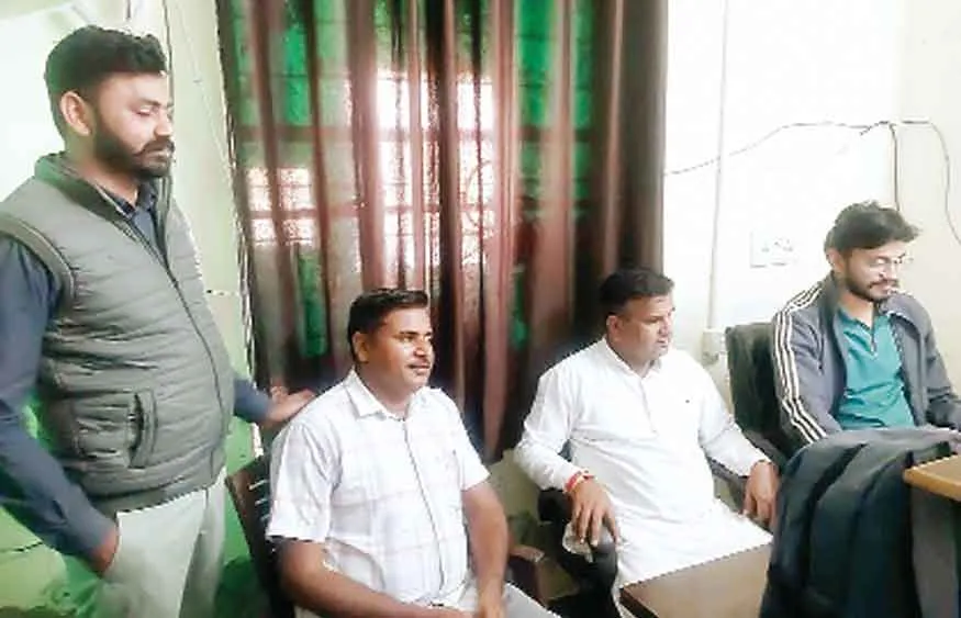 Ration Card News: राशनकार्ड ठीक नहीं होने से 5 साल से भटक रहे थे 154 लोग, अब कराए दुरस्त