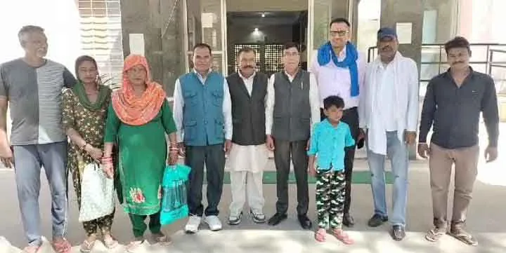 करंट से झुलसे बालक के परिवार को आर्थिक सहायता की दरकार