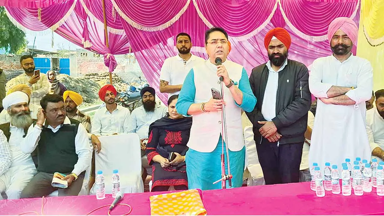 कैबिनेट मंत्री ने करवाई सुनाम हलके में दो सेवा केन्द्रों की पुन: शुरुआत