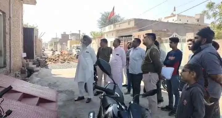 मकान की पहली मंजिल पर सोता रहा परिवार, चोरों ने कर दिया हाथ साफ