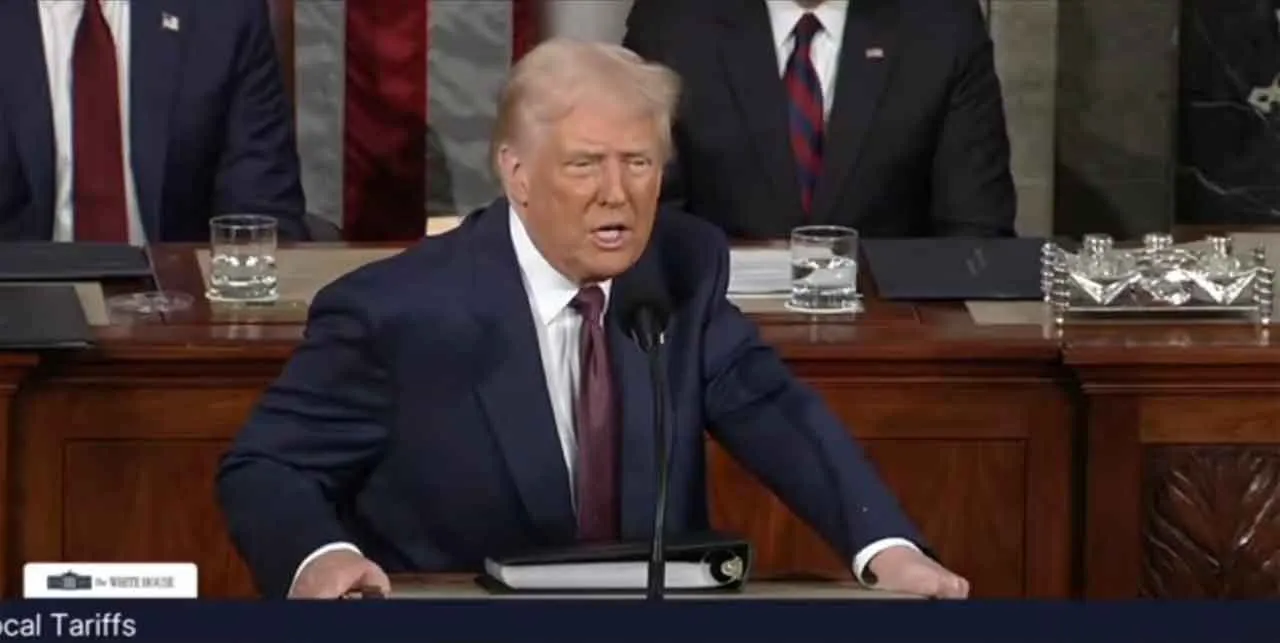 US Tariff News: भारत और चीन पर दो अप्रैल से पारस्परिक टैरिफ लागू होंगे: ट्रम्प