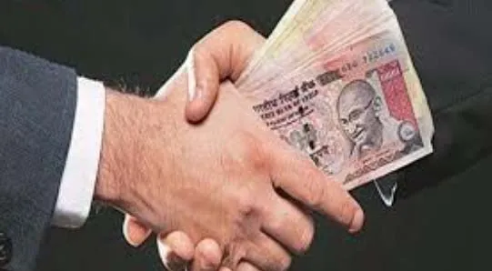 Gurugram corruption case: हरियाणा के सरकारी कर्मचारी को रिश्वत लेने पर चार साल कठोर कारावास