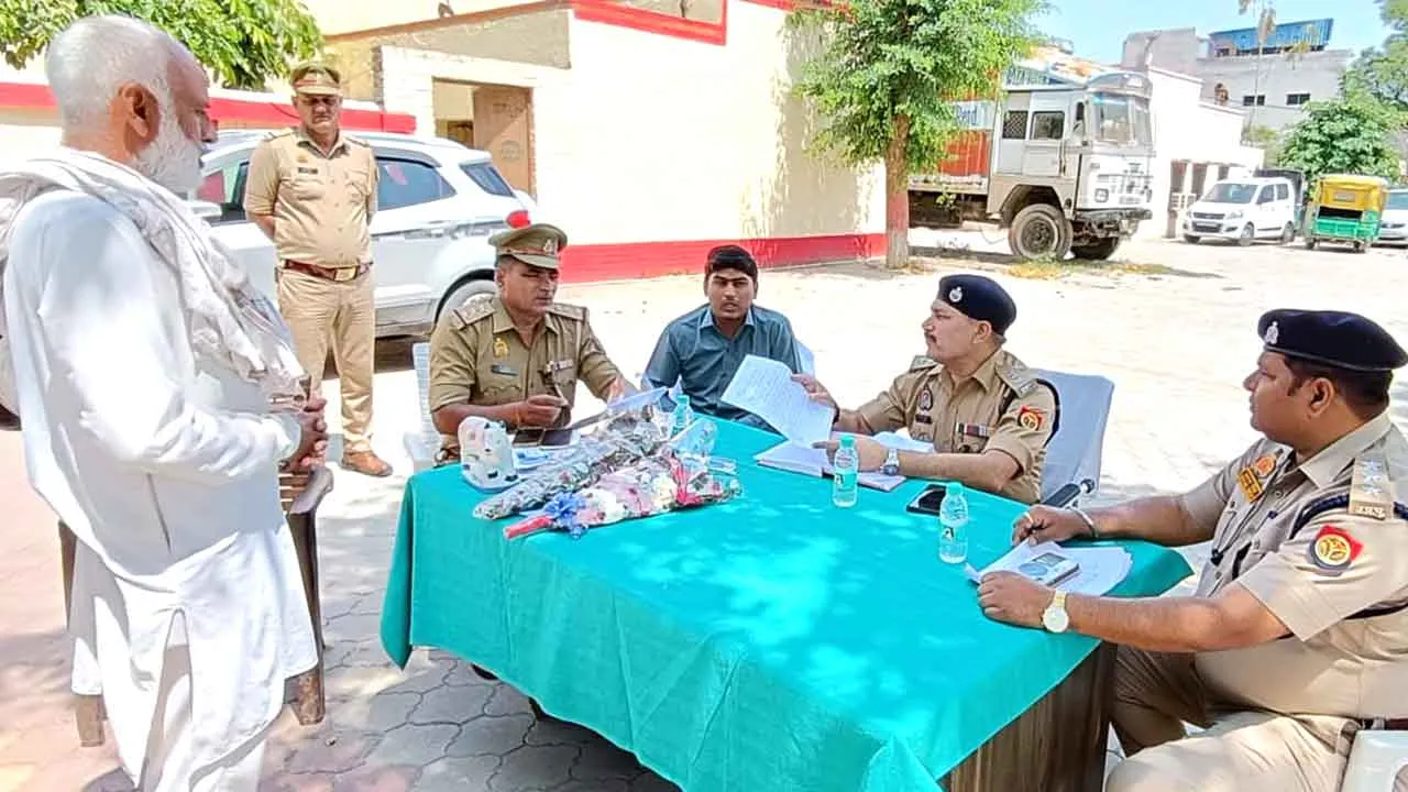 थाना समाधान दिवस में एसपी ने सुनी जनसमस्याएं, दिए निर्देश