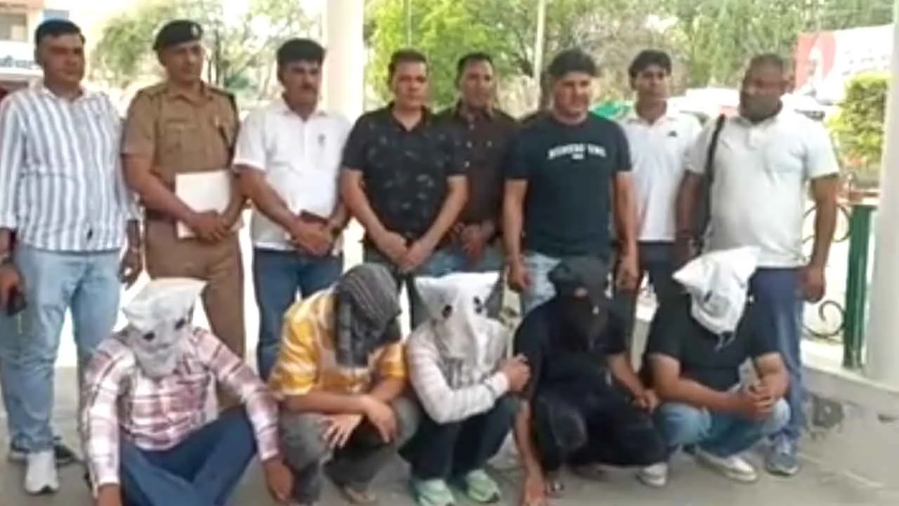 युवक का अपहरण कर 25 लाख की फिरौती मांगने वाले 6 आरोपी गिरफ्तार, 5 दिन के पुलिस रिमांड पर 3 आरोपी युवक को सकुशल छुड़वाया गया