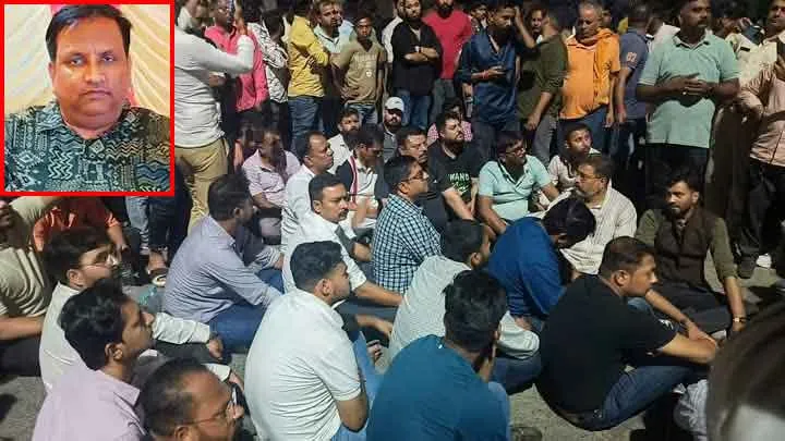 Karni Sena leader shot dead in Jamshedpur: करणी सेना के इस नेता की गोली मारकर हत्या, गुस्साए समर्थक हुए बेकाबू
