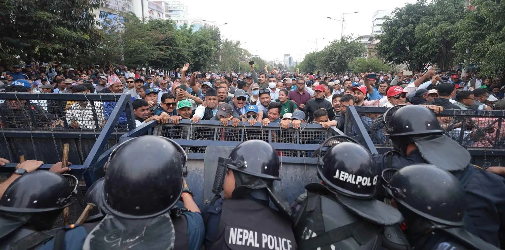 Nepal Police, teachers Clash: नेपाल में शिक्षकों और पुलिस के बीच झड़प