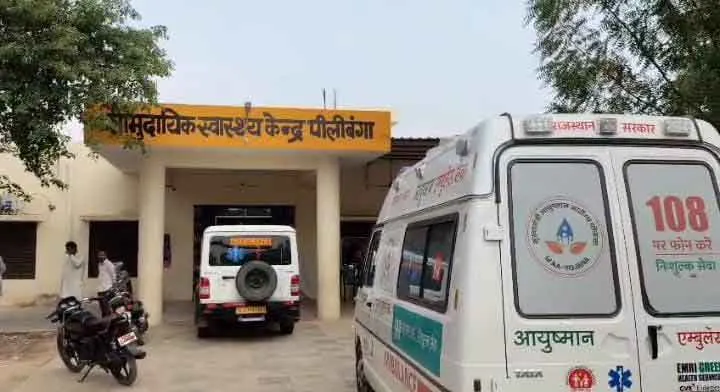 Hanumangarh: शव लेने से इनकार, आरोपियों की गिरफ्तारी व मेडिकल बोर्ड से दोबारा शव के पोस्टमार्टम की मांग