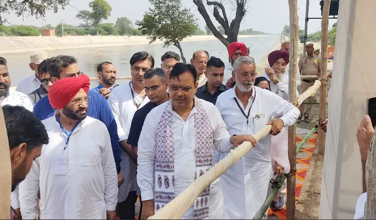 Rajasthan CM Sirsa Visited:राजस्थान के सीएम ने लोहगढ़ हेड पर राजकनाल का दौरा कर अधिकारियों को दिए ये निर्देश