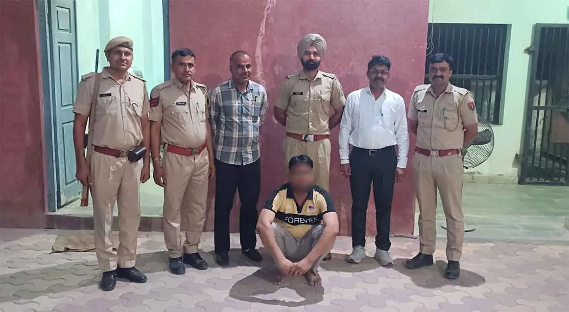 Cricket online satta arrested: क्रिकेट मैच पर सट्टा लगाते युवक धरा, 7.14 लाख रुपए की सट्टा रकम बरामद