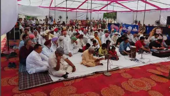 Sirsa:11 जरूरतमंदों को राशन देकर वरिन्द्र कुमार शर्मा को दी भावभीनी श्रद्धांजलि
