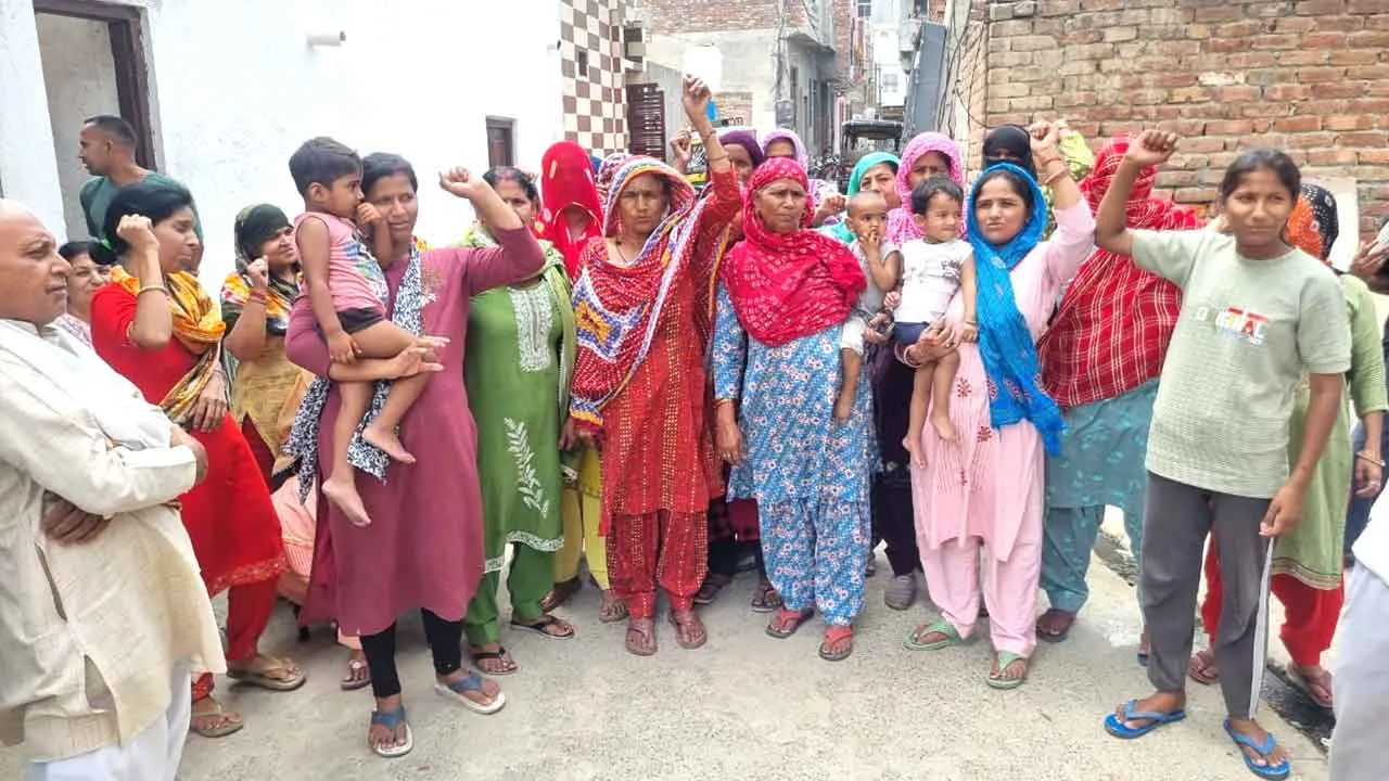 भिवानी जिले में गहरा पेयजल संकट, सीवरेज व्यवस्था भी ठप्प