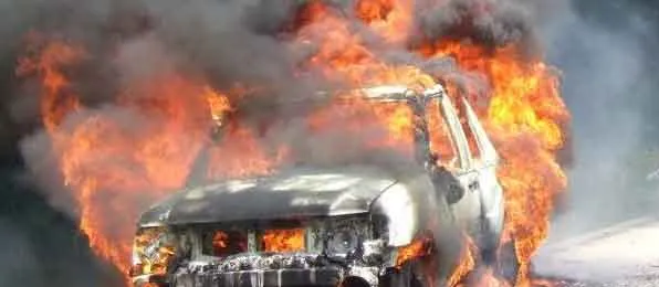 Jamshedpur Car Explodes: चलती कार बनी आग का गोला, युवक जिंदा जला