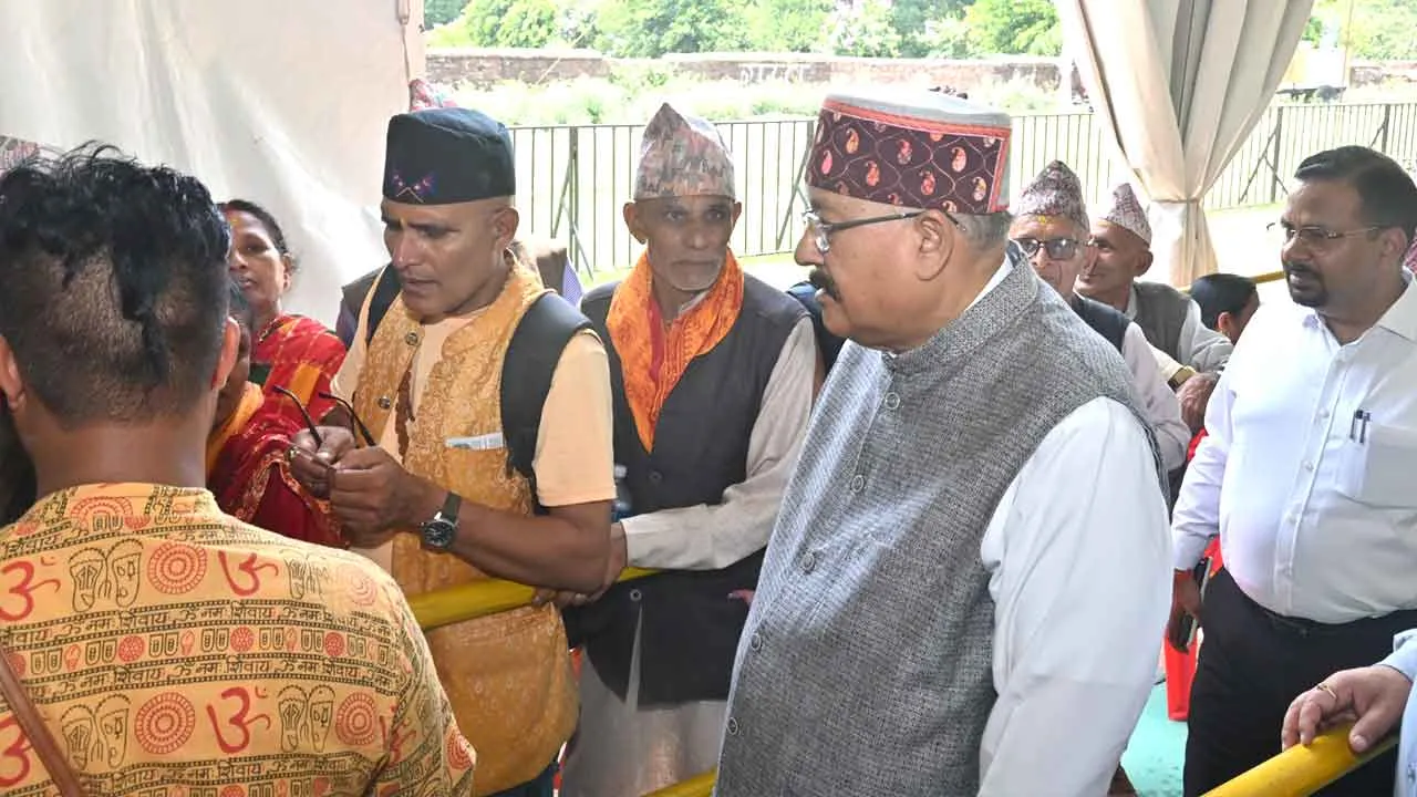 Haridwar News: मंत्री सतपाल महाराज ने चारधाम यात्रा पंजीकरण केन्द्र का किया स्थलीय निरीक्षण