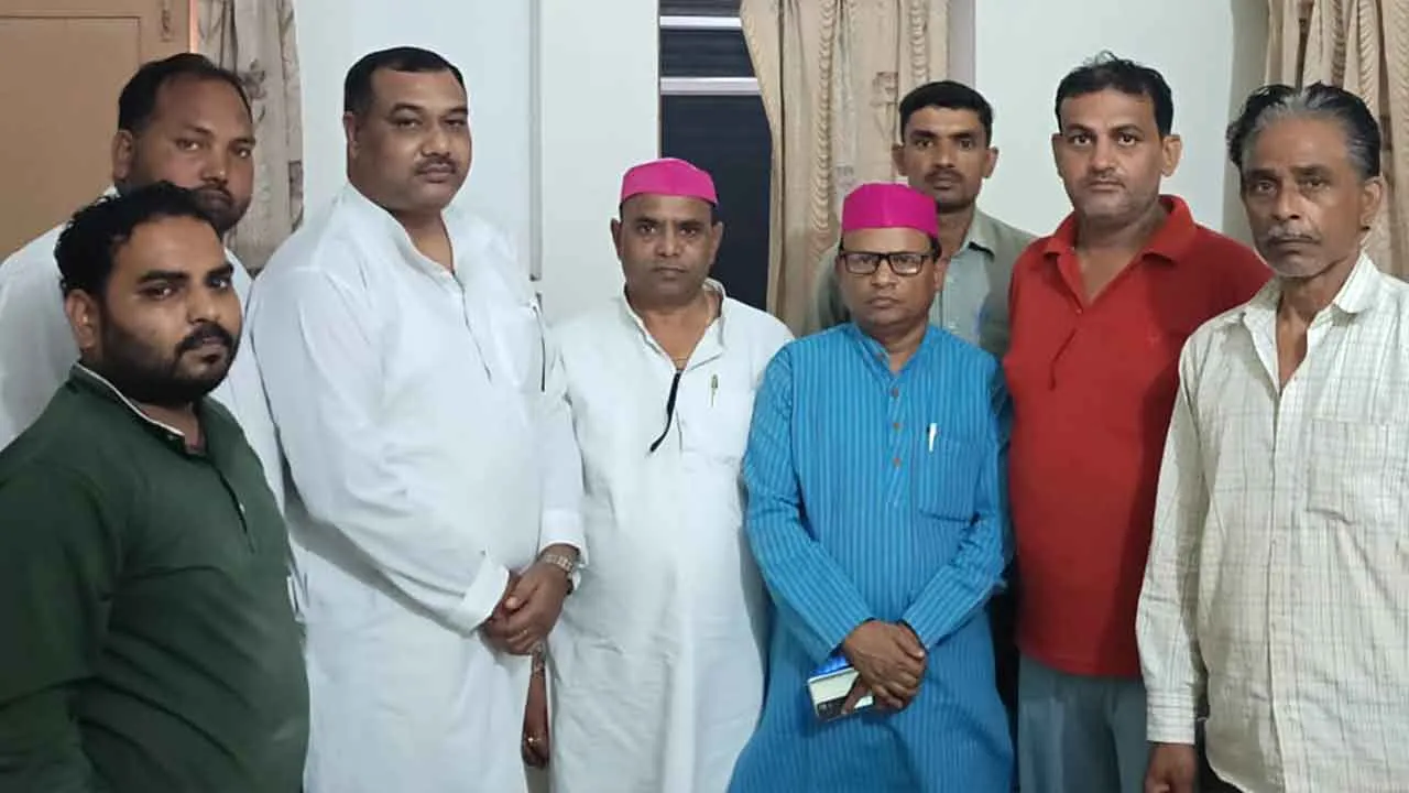 भागीदारी पार्टी के राष्ट्रीय अध्यक्ष का प्रजापति समाज ने किया भव्य स्वागत