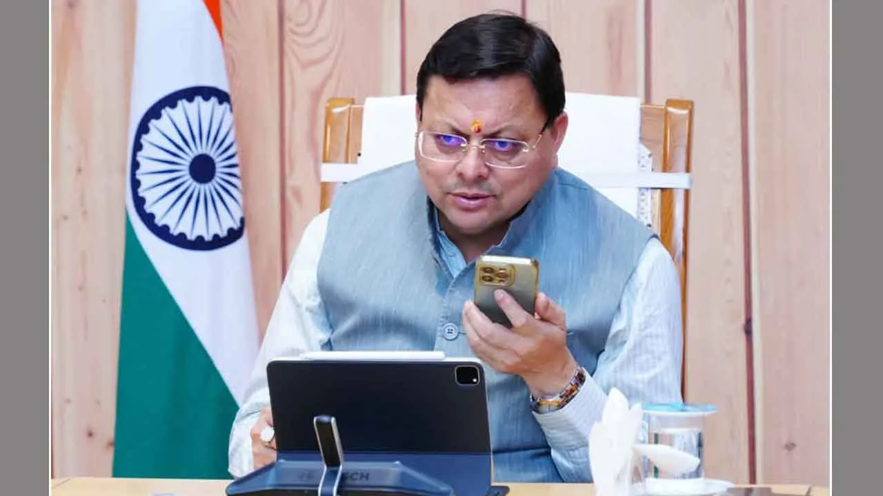 Pushkar Singh Dhami: सीएम धामी ने किसी को पेंशन दिलाई, तो किसी को कराया मेडिकल बिलों का भुगतान