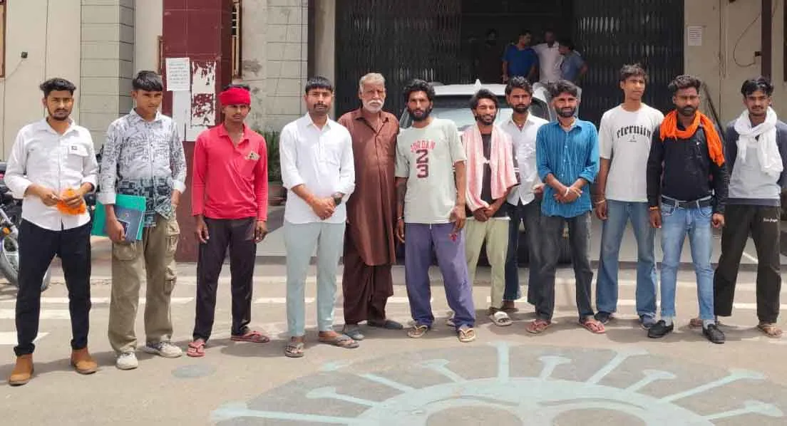 अधर में लटक रहा आरसीसी रोड का निर्माण