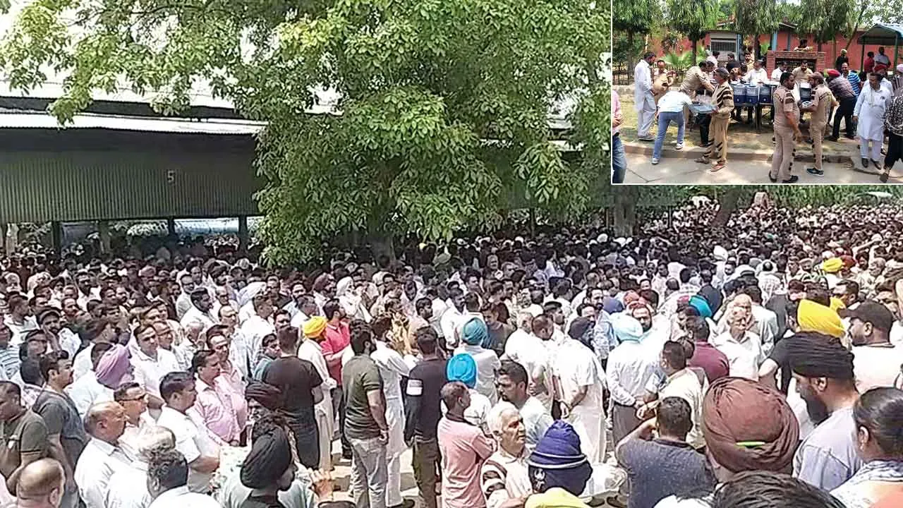 भयानक सड़क हादसे में मारे गए बच्चों को नम आंखों से दी अंतिम विदाई