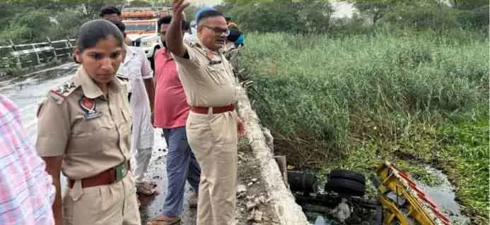 Lasara Dain Bridge accident: तलवंडी साबो की लसारा ड्रेन में गिरी ट्रॉली, एक की मौत