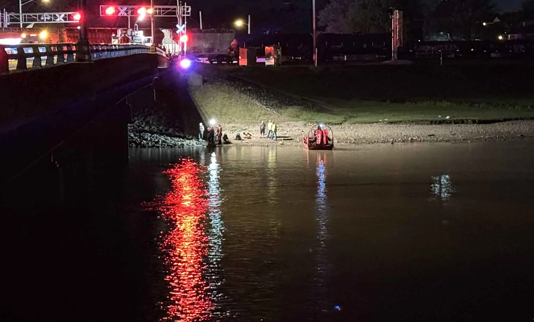 US Train Accident: अमेरिका में ट्रेन हादसा, दो लोगों की मौत