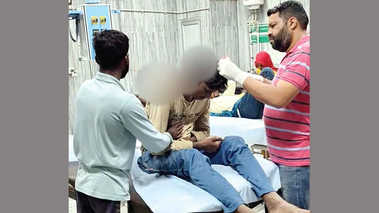 Abohar Road Accident: दो बाईकों की भीषण टक्कर में तीन घायल, अस्पताल में भर्ती