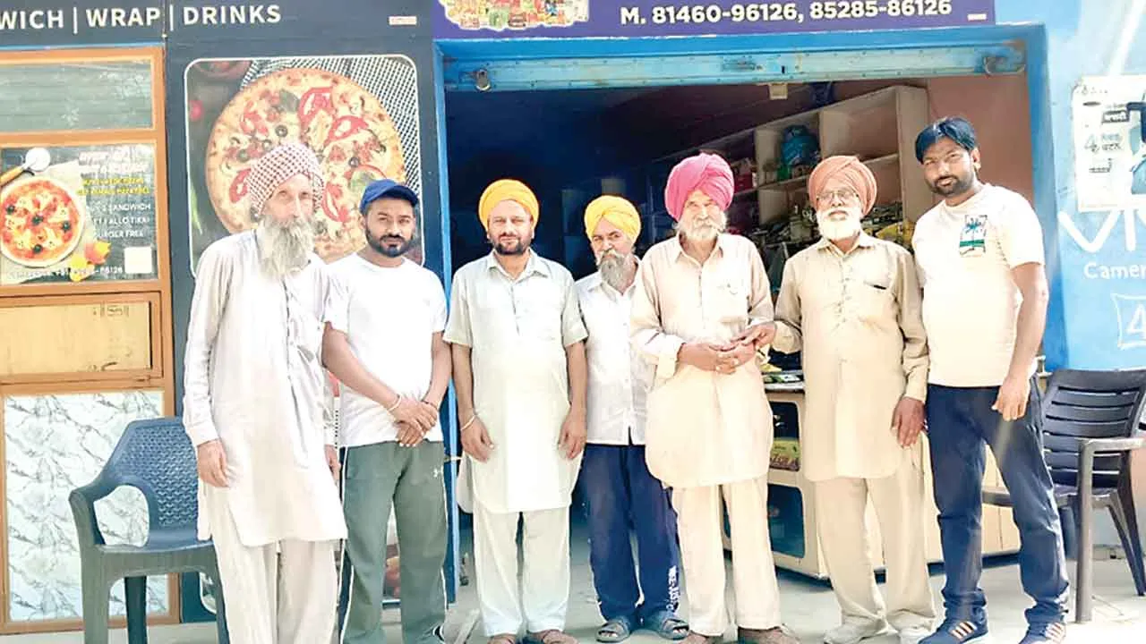 बरनाला के डेरा श्रद्धालुओं ने मानसिक रूप से अस्वस्थ व्यक्ति को परिवार से मिलाया