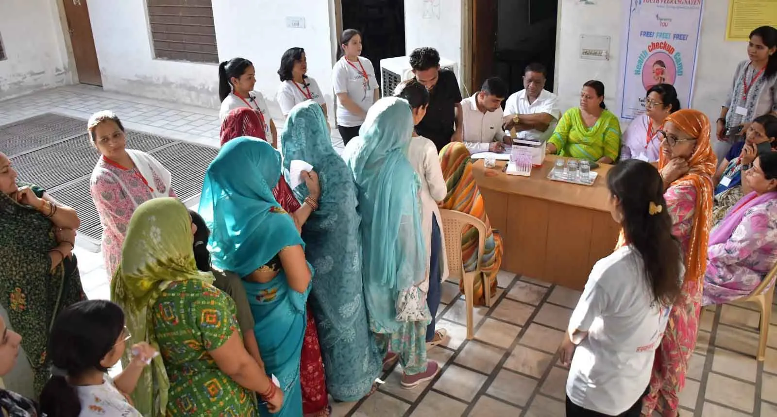 Blood Test Camp: रक्त जांच शिविर में 90 महिलाओं की जांच