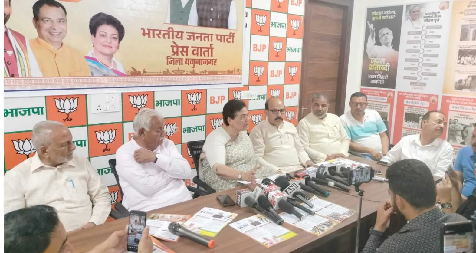 विश्व में मोदी का डंका बज रहा है और कांग्रेस की बैंड बज रही है: सांसद रेखा शर्मा