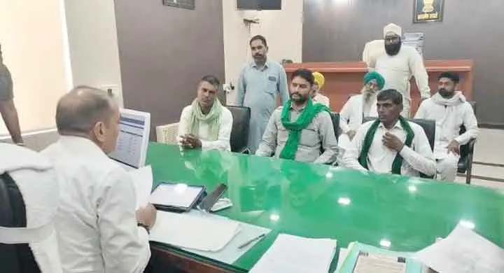 Farmers News: ‘प्रशासन ने नहीं की कार्रवाई तो चुप नहीं बैठेगा किसान’