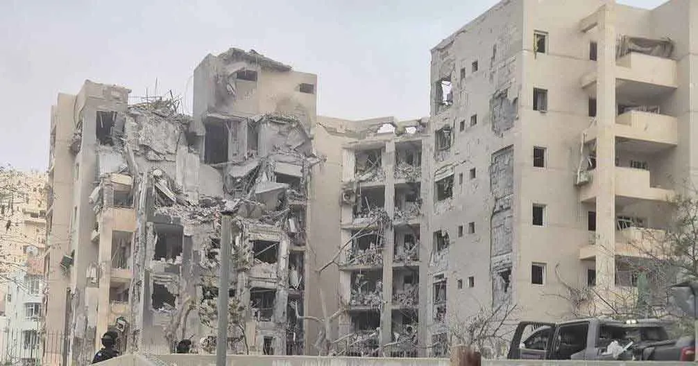 Iran Israel attacks: ईरान का इजरायल पर ताबड़तोड़ हमला, दागीं आठ मिसाइलें, हुई भारी तबाही