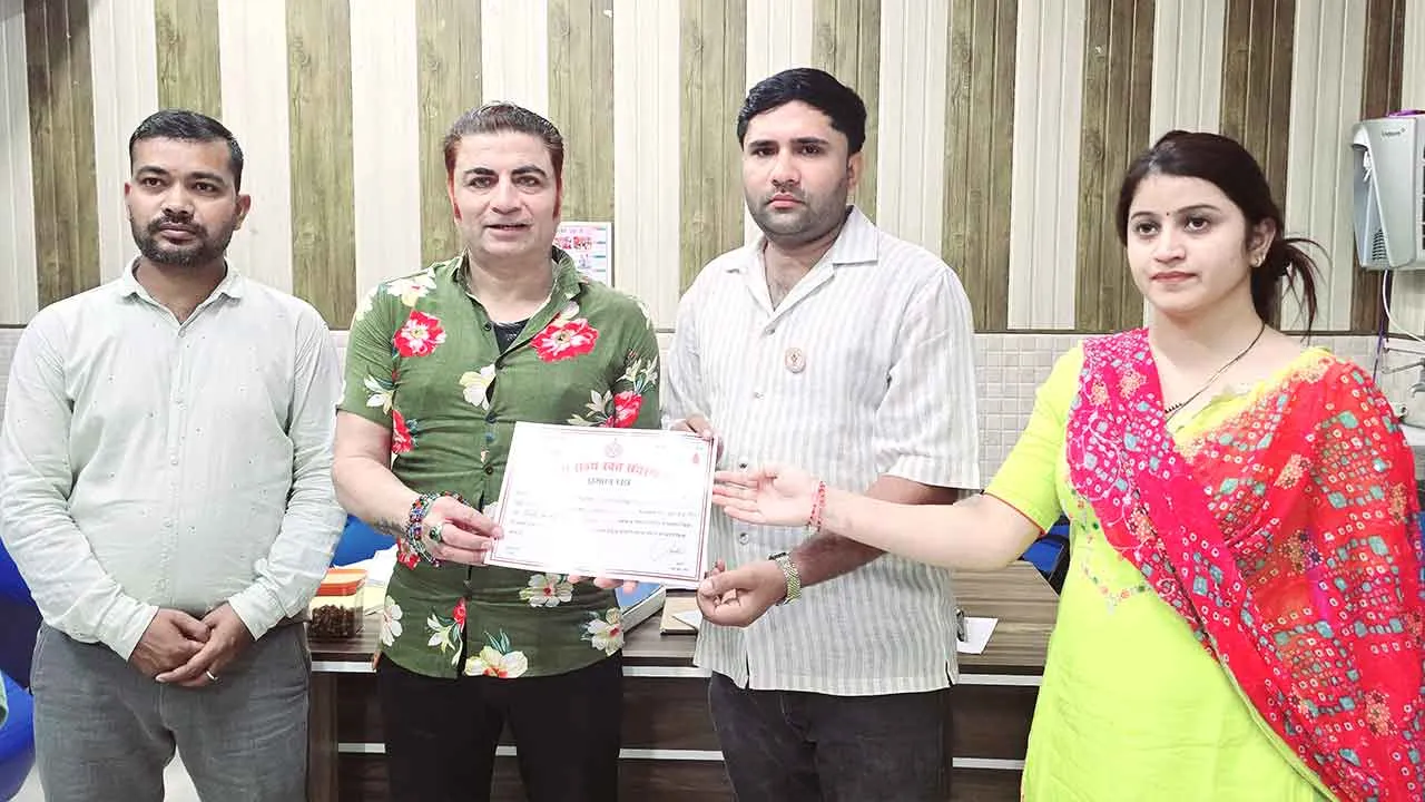 युवा पत्रकार अमनदीप पिलानिया ने 25वीं बार किया रक्तदान