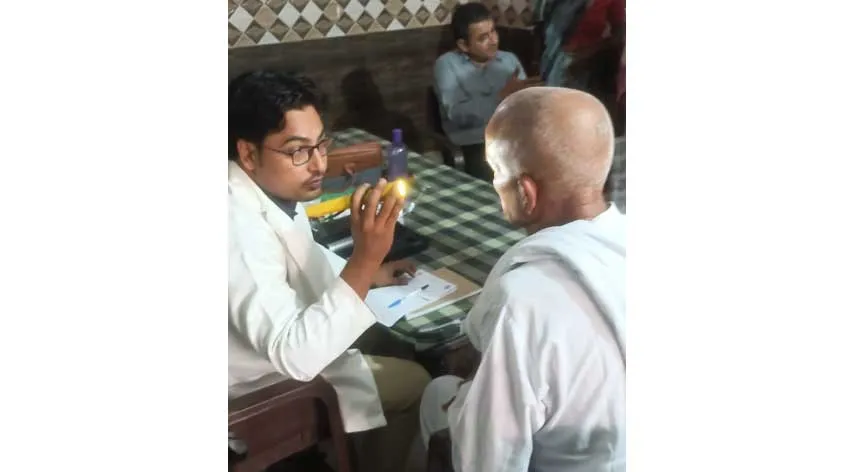 नि:शुल्क चिकित्सा शिविर मे 140 व्यक्तियों के स्वास्थ्य की जांच