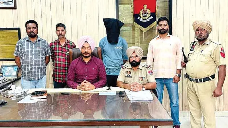 ढाई किलो हेरोइन सहित एक नशा तस्कर गिरफ्तार, पाक कनेक्शन के मिले सुराग