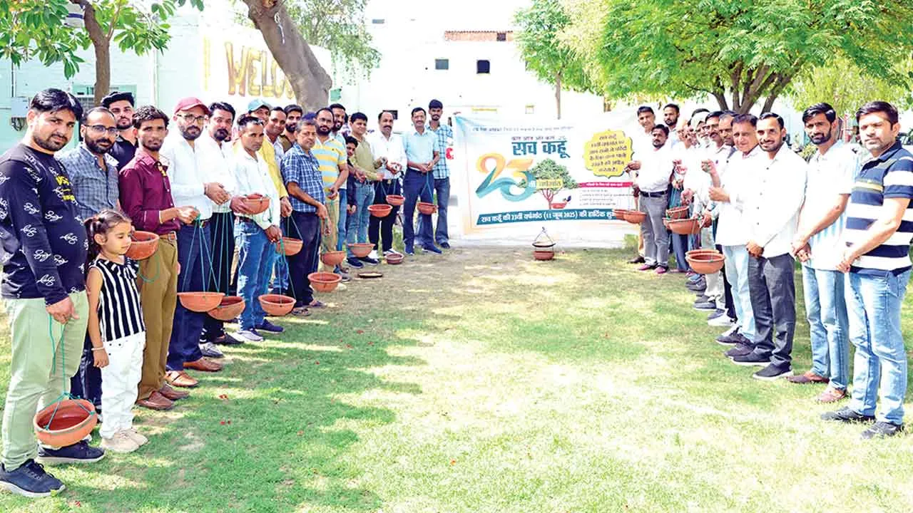 Sach Kahoon Celebrated 23rd Anniversary: ‘पक्षियोद्धार’ कर मनाई गई सच कहूँ की 23वीं वर्षगांठ
