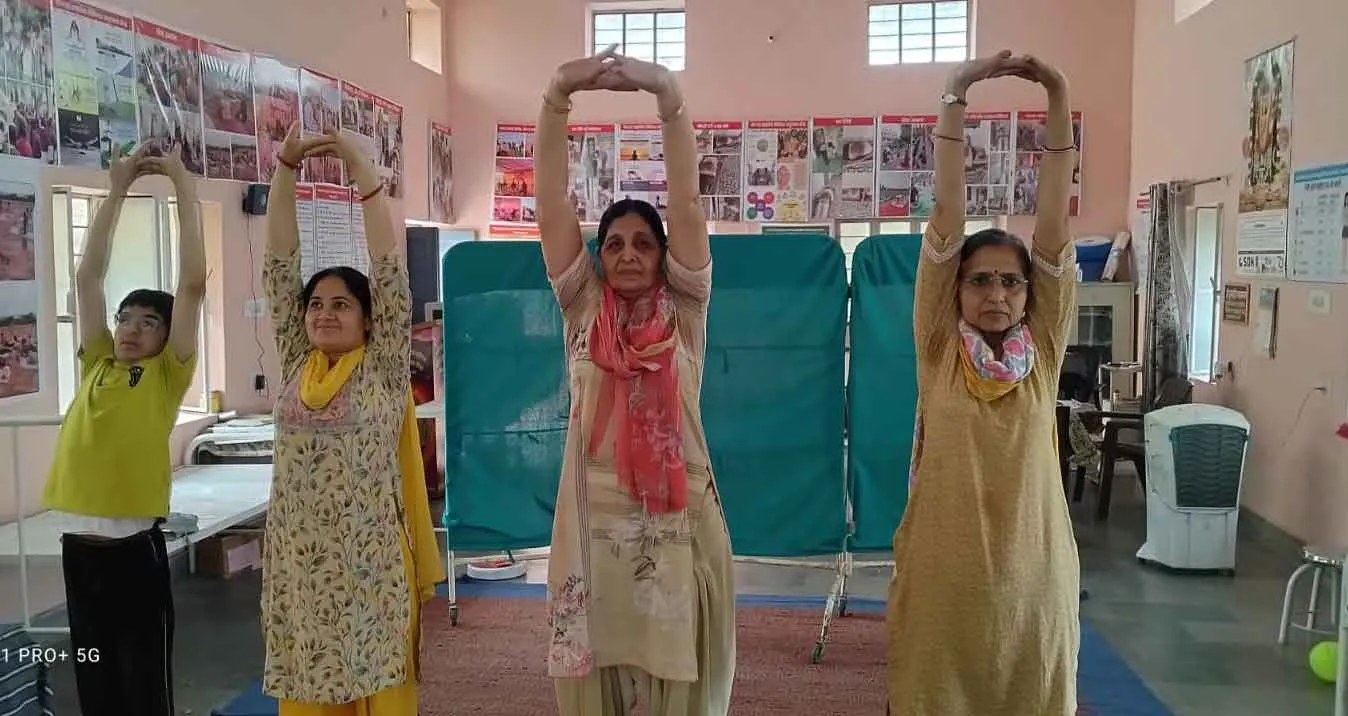 International Yoga Day 2025: जम्मू से पंजाब तक योग दिवस को लेकर जबरदस्त उत्साह! बच्चे से बुजुर्ग सभी तैयार