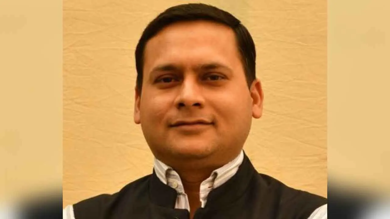 NSUI president Udit Pradhan arrested: ओडिशा छात्रा दुष्कर्म मामला: ‘राहुल गांधी का एक और बब्बर शेर जेल में’